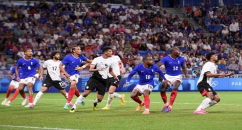 5 ديوك فقط.. كيف استعانت فرنسا بمنتخب أفريقيا لإقصاء مصر من الأولمبياد؟